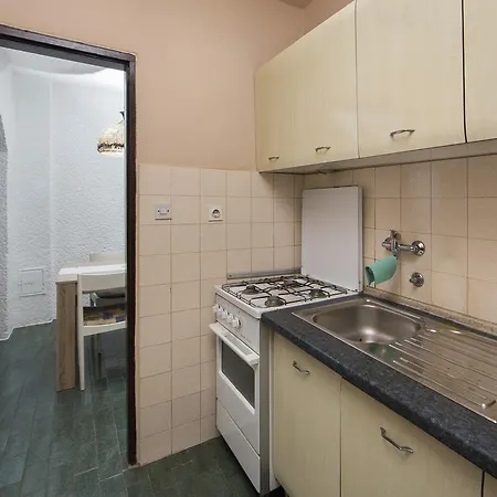 Apartment Maric *